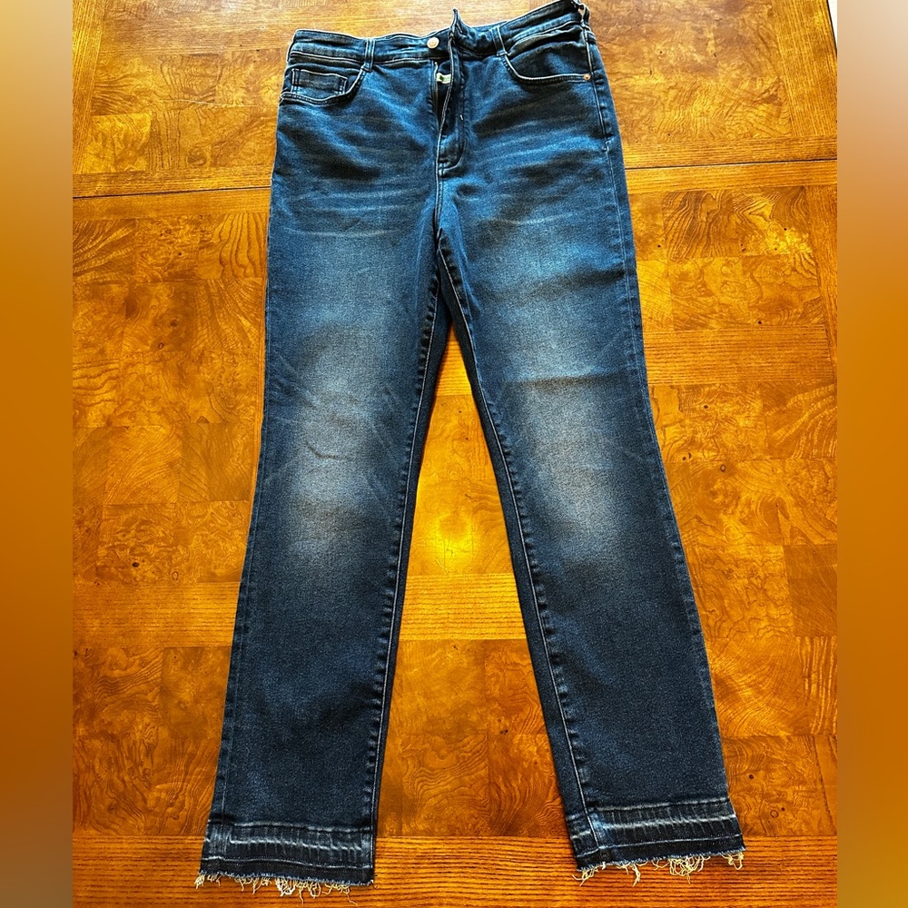 Anthropology, Pilcro high-rise cigarette jeans.  Worn once, size 32
